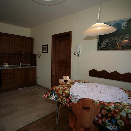 Villetta Panorama Apartment Canazei Phòng bức ảnh