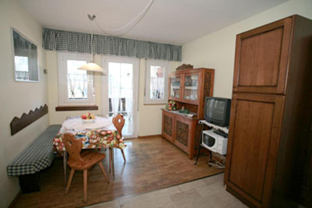Villetta Panorama Apartment Canazei Phòng bức ảnh