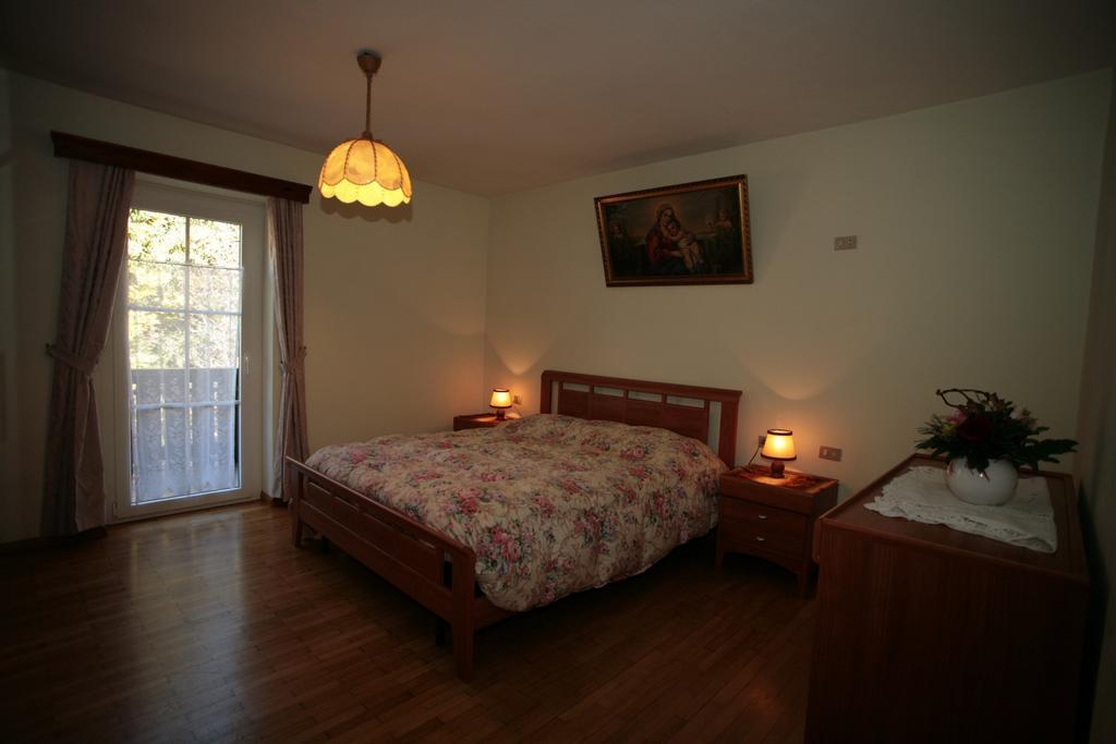 Villetta Panorama Apartment Canazei Phòng bức ảnh
